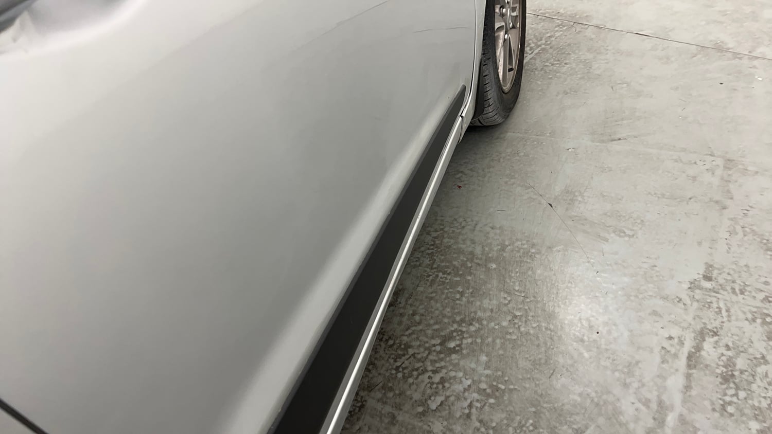 Used 2016 Hyundai Grand i10 Asta AT 1.2 Kappa VTVT Petrol Automatic dents MINOR SCRATCH