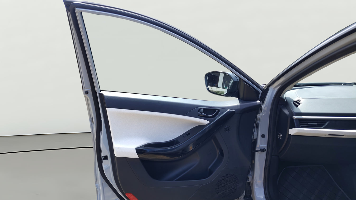 Used 2026 Tata Nexon Creative Plus (PS) 1.2 iCNG 6MT Dual Tone Cng Manual interior LEFT FRONT DOOR OPEN VIEW
