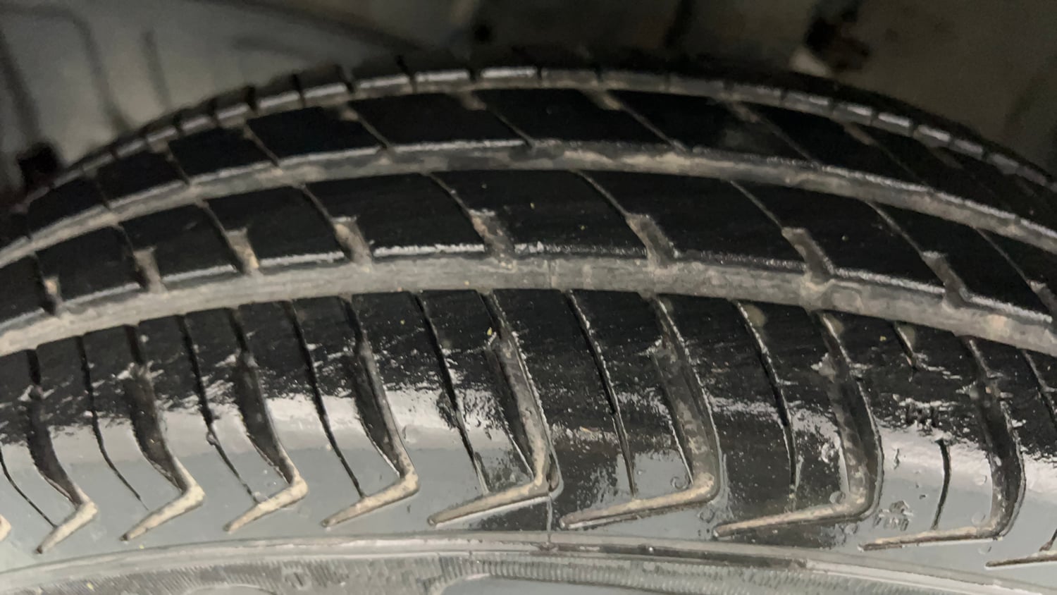 Used 2023 Maruti Suzuki Alto K10 VXi Petrol Manual tyres LEFT FRONT TYRE TREAD VIEW