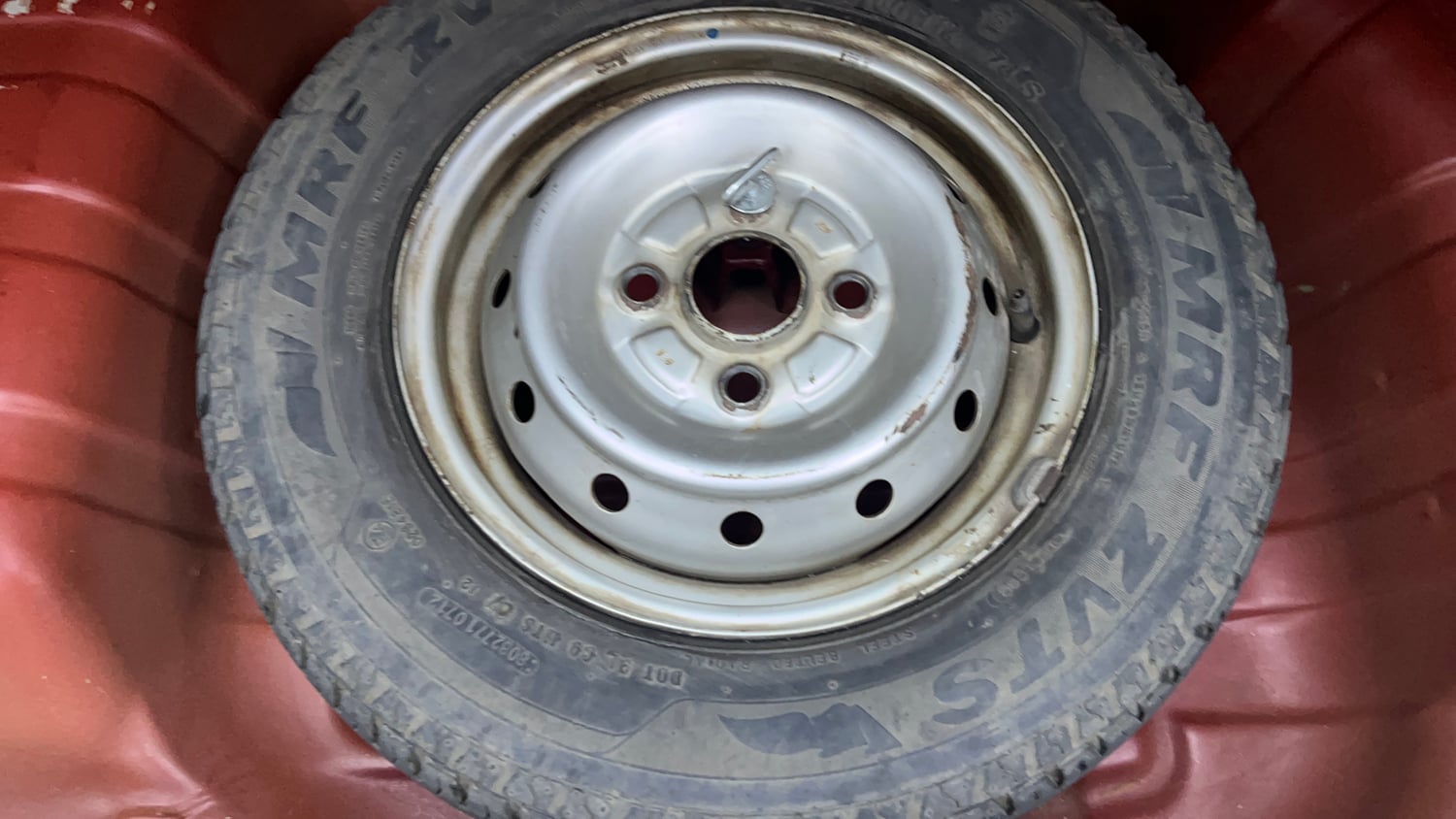 Used 2012 Maruti Suzuki Alto LXi BS-IV Petrol Manual tyres SPARE TYRE VIEW