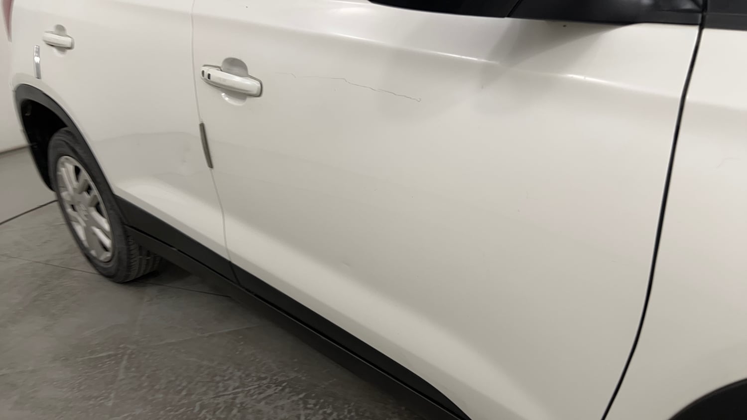 Used 2022 maruti-suzuki Vitara Brezza VXi Petrol Manual dents MINOR DENT
