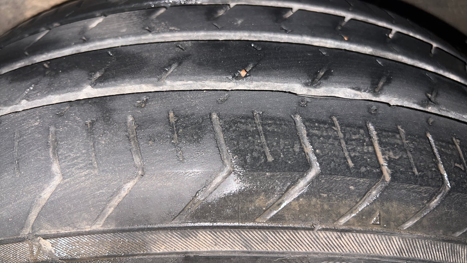 Used 2022 Maruti Suzuki Celerio ZXi Plus Petrol Manual tyres LEFT REAR TYRE TREAD VIEW