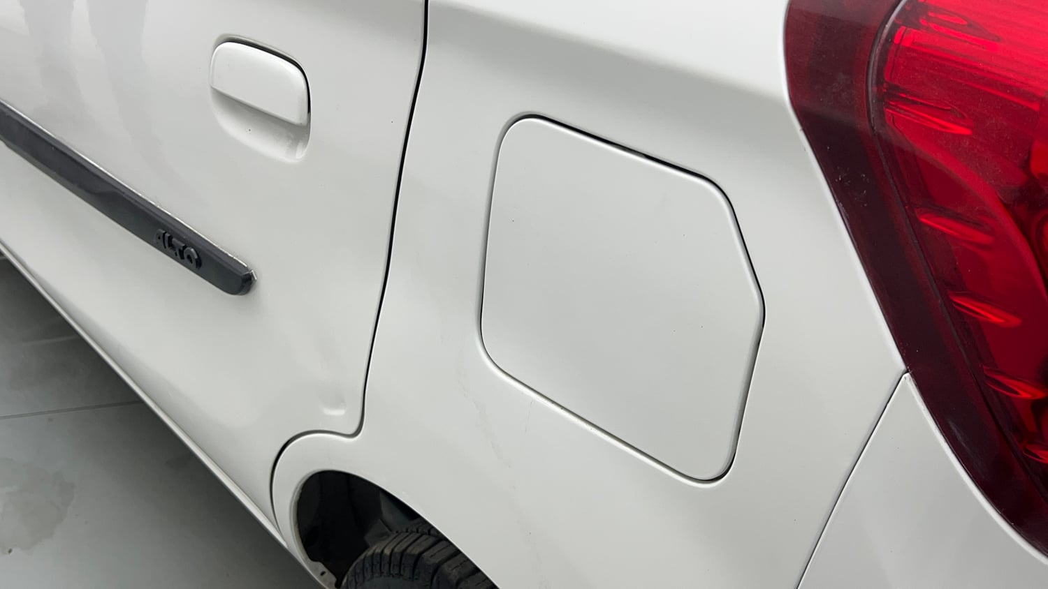 Used 2016 Maruti Suzuki Alto 800 VXi Petrol Manual dents MINOR DENT