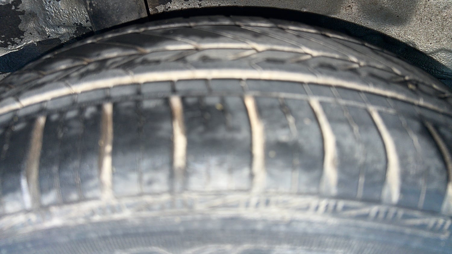 Used 2013 Honda Amaze 1.2 S i-VTEC Petrol Manual tyres RIGHT REAR TYRE TREAD VIEW