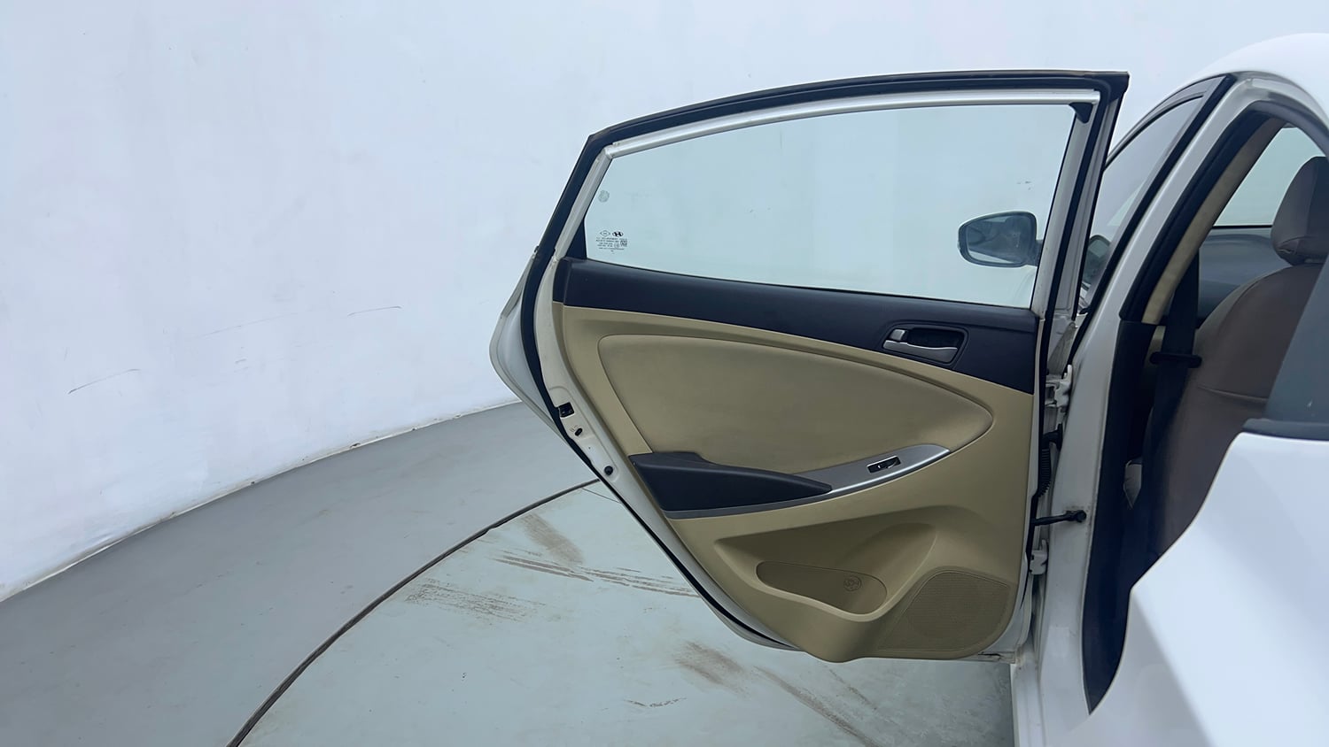Used 2015 Hyundai Verna 1.4 VTVT Petrol Manual interior LEFT REAR DOOR OPEN VIEW