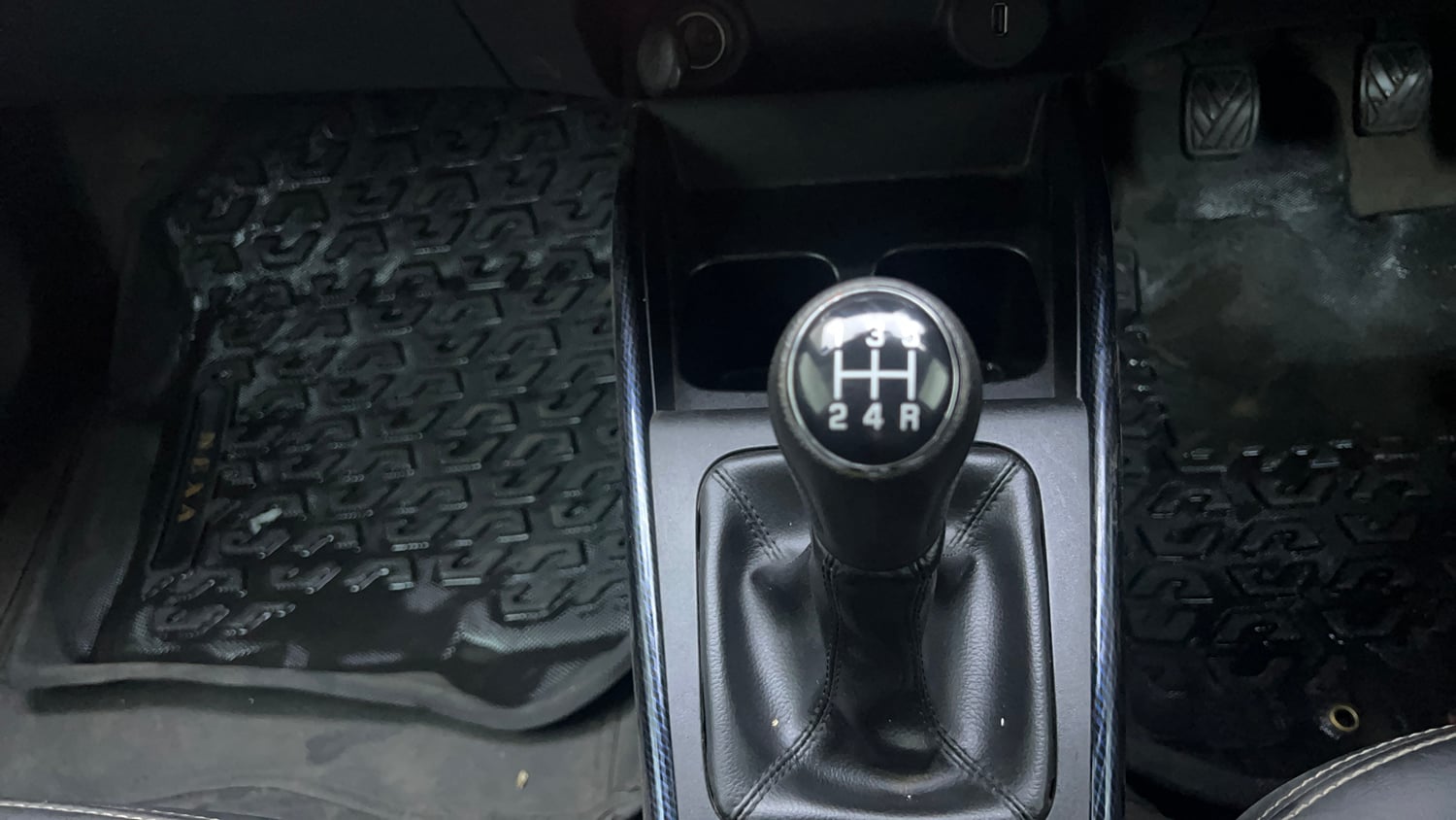 Used 2022 Maruti Suzuki Baleno Alpha MT Petrol Manual interior GEAR  KNOB VIEW