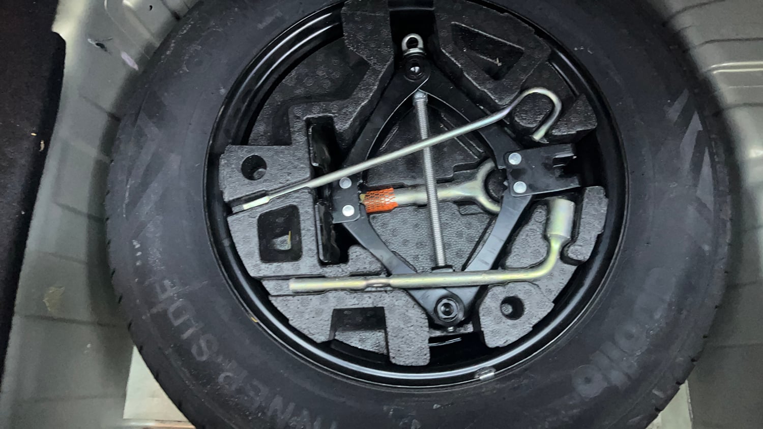 Used 2022 Tata Punch Kaziranga Creative MT Petrol Manual tyres SPARE TYRE VIEW