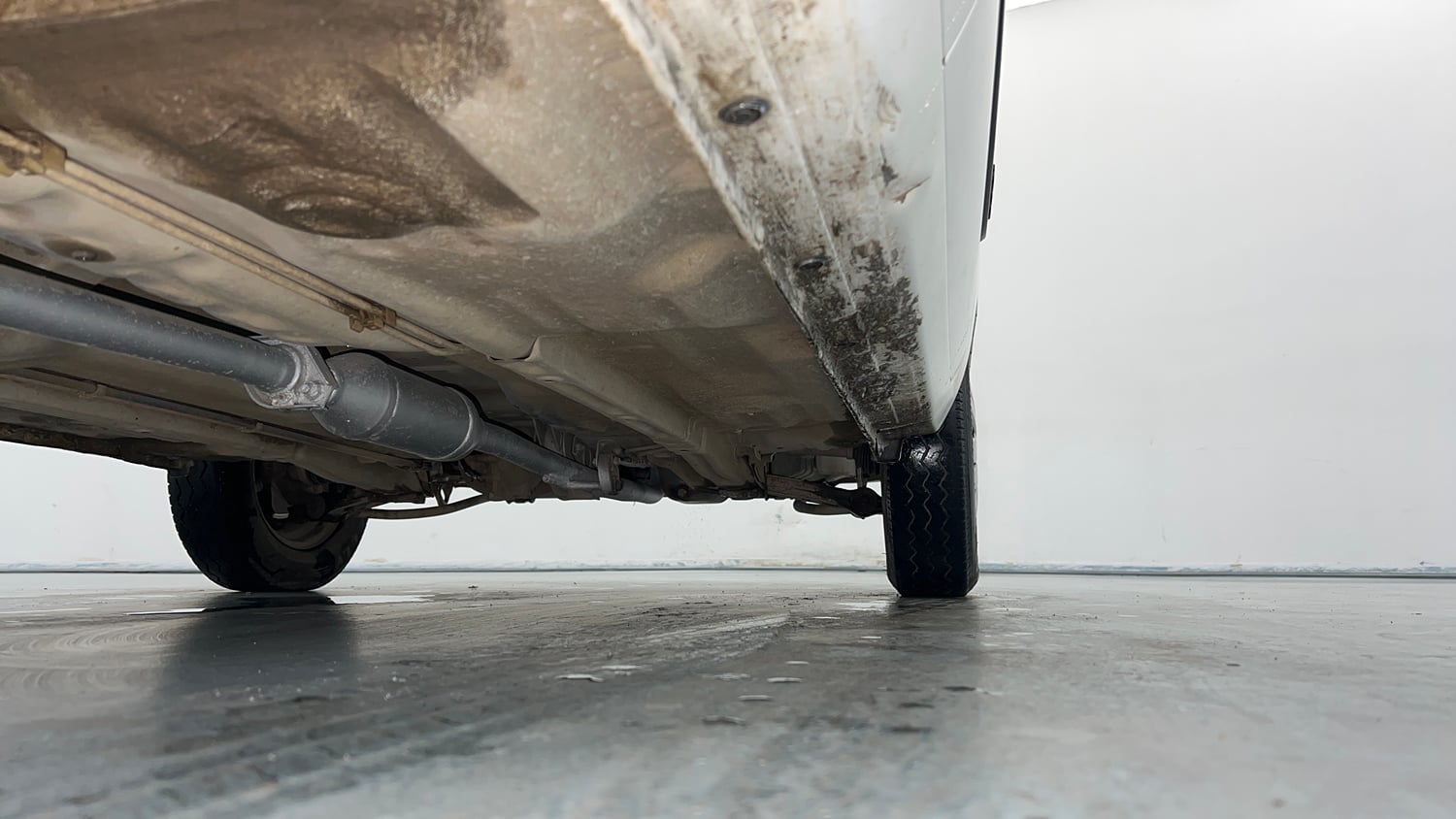 Used 2019 Maruti Suzuki Alto 800 LXi (O) Petrol Manual extra REAR RIGHT UNDERBODY VIEW