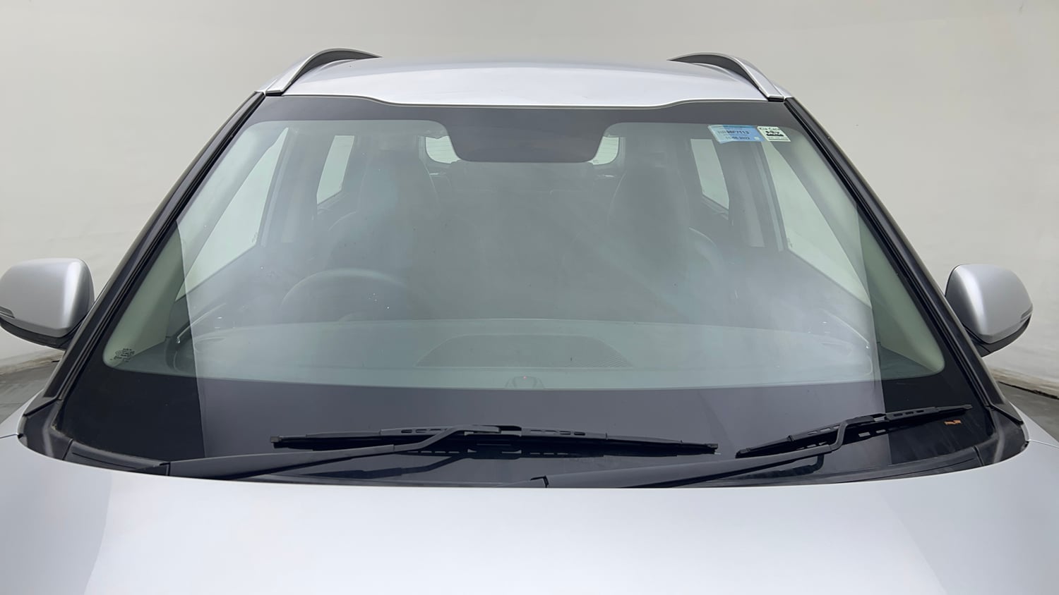 Used 2022 Kia Carens Prestige Plus 1.4 Petrol MT 7 STR Petrol Manual exterior FRONT WINDSHIELD VIEW