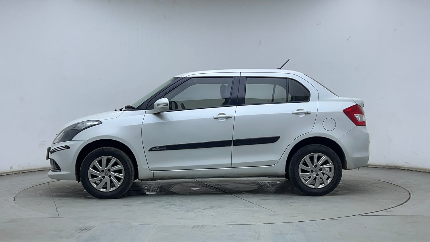 Used 2016 Maruti Suzuki Swift Dzire ZXI Petrol Manual exterior LEFT SIDE VIEW