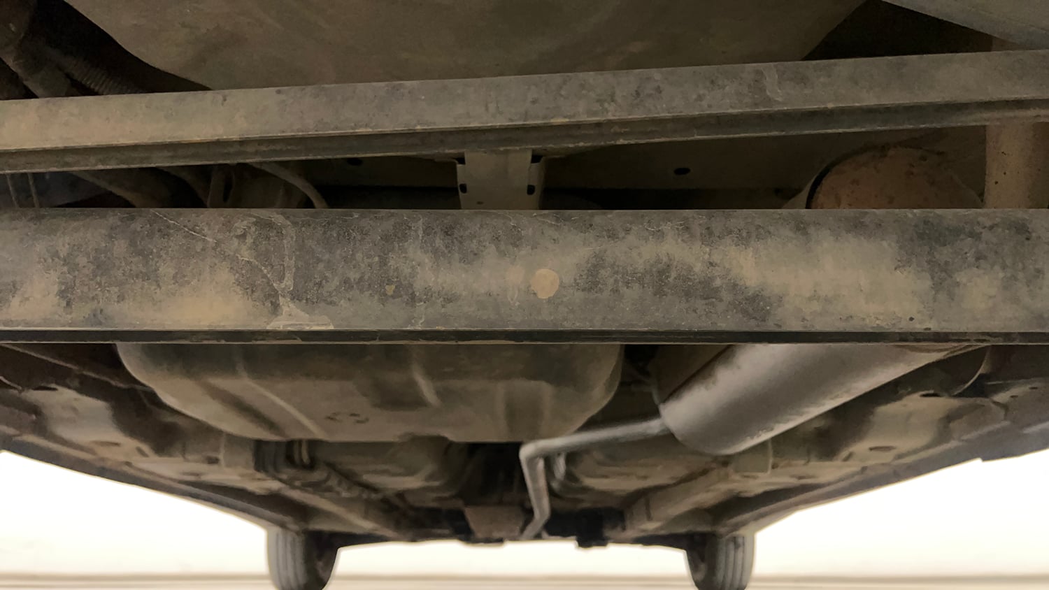 Used 2017 Hyundai Eon Era + AirBag Petrol Manual extra REAR UNDERBODY VIEW (TAKEN FROM REAR)