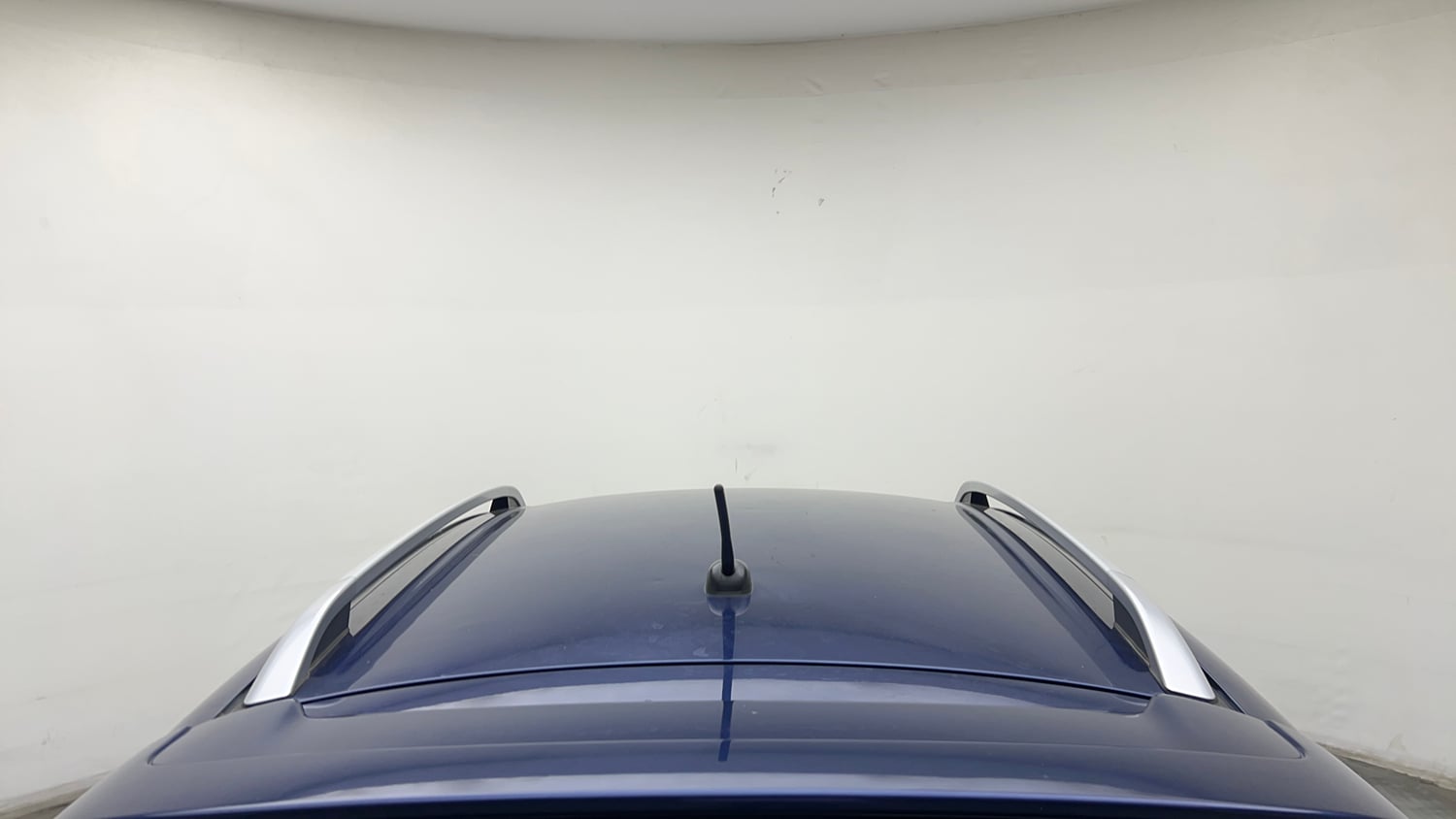 Used 2021 Maruti Suzuki Ignis Zeta 1.2 MT Petrol Manual exterior EXTERIOR ROOF VIEW