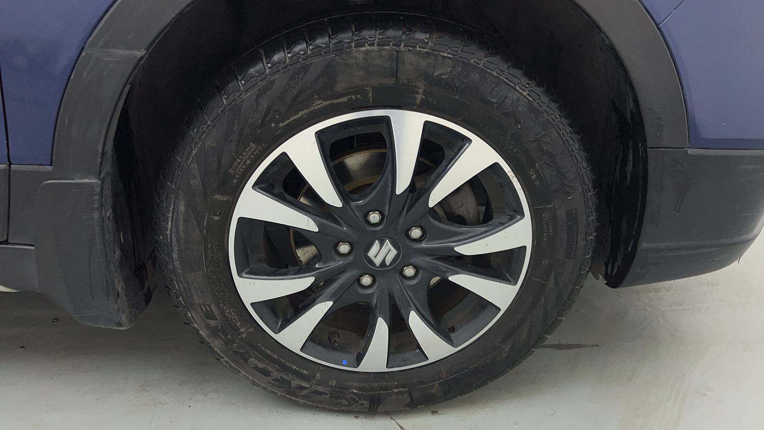 Used 2021 Maruti Suzuki S-Cross Alpha AT Petrol Automatic tyres RIGHT FRONT TYRE RIM VIEW