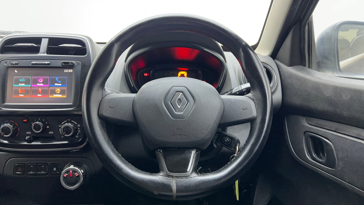 Used 2017 Renault Kwid 1.0 RXT AMT Opt Petrol Automatic interior STEERING VIEW