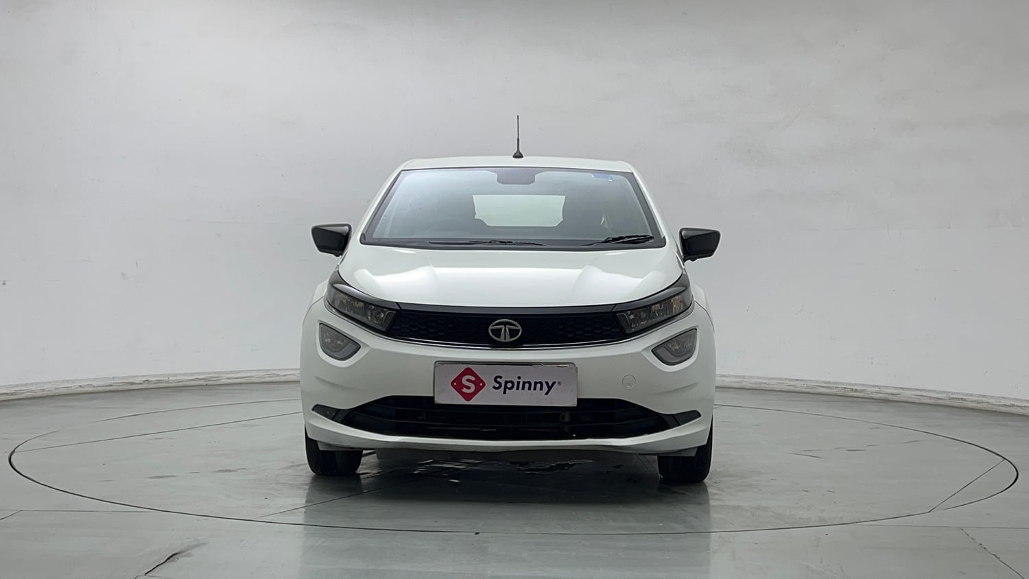 Used 2021 Tata Altroz XT Petrol Petrol Manual exterior FRONT VIEW