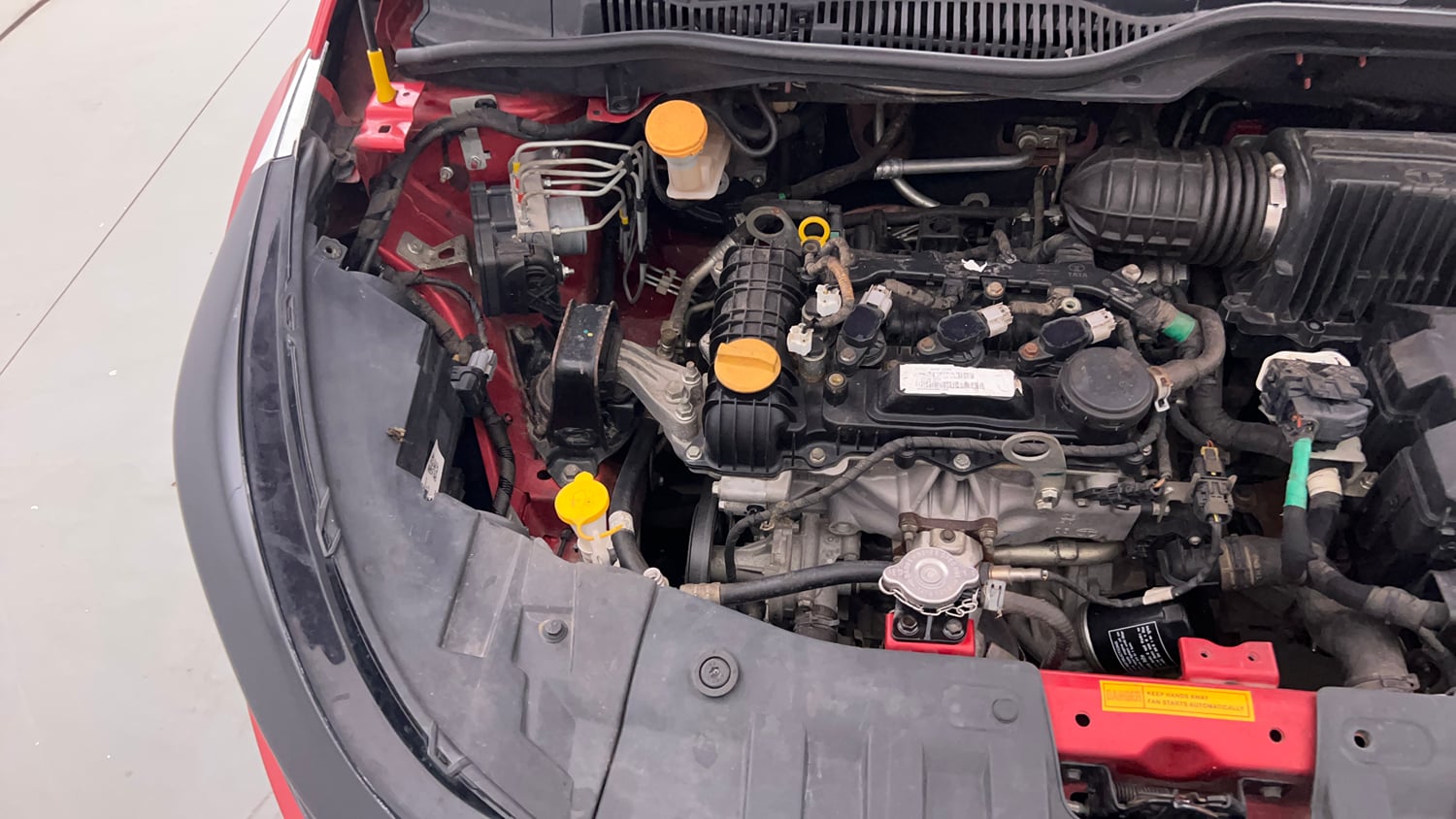 Used 2020 Tata Altroz XE Petrol Petrol Manual engine ENGINE RIGHT SIDE VIEW