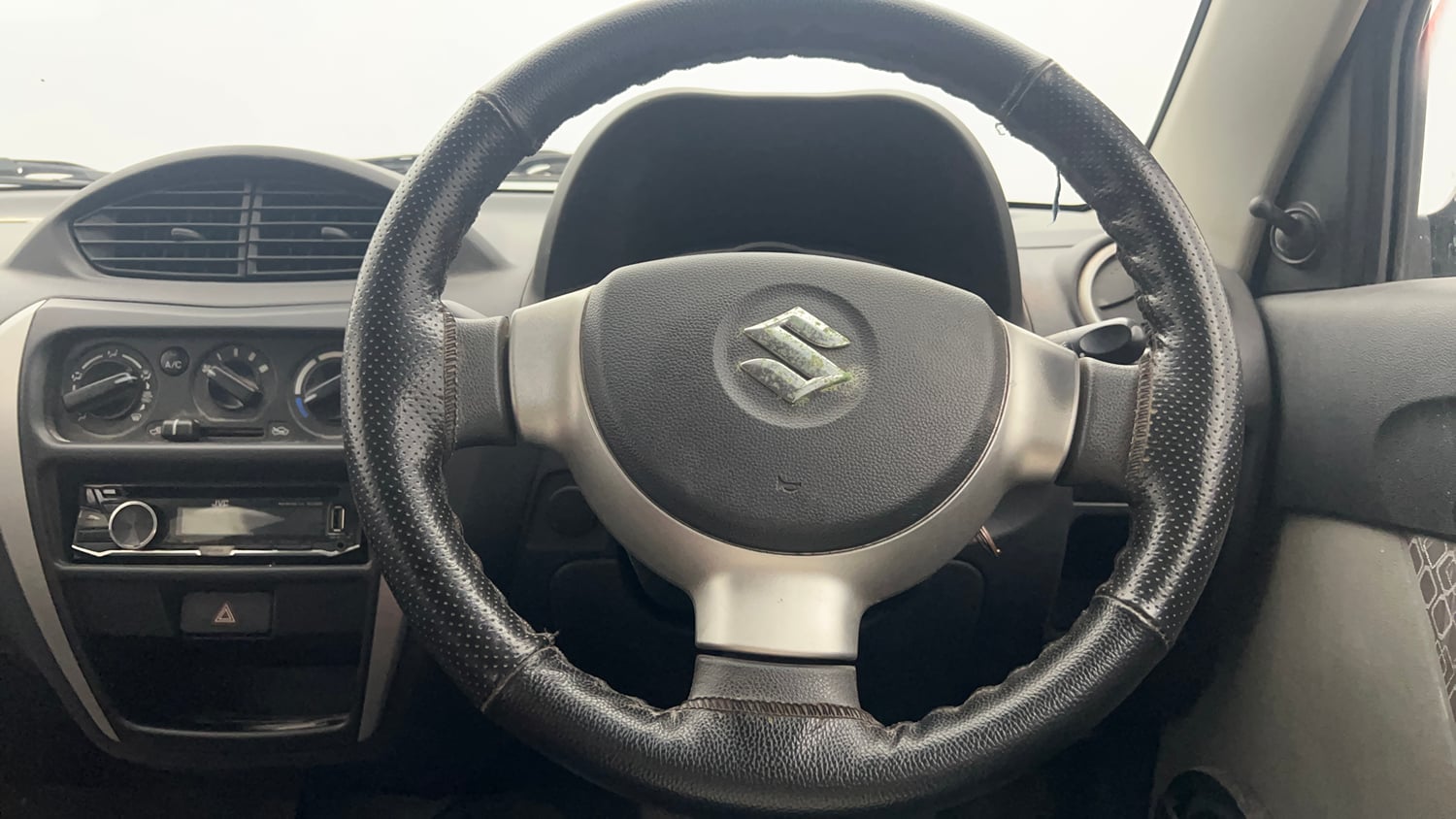 Used 2017 Maruti Suzuki Alto 800 LXi Petrol Manual interior STEERING VIEW