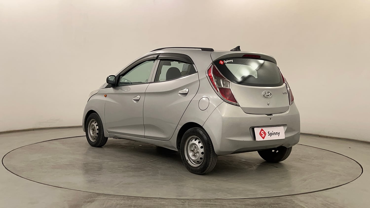 Used 2018 Hyundai Eon Era + Petrol Manual exterior LEFT REAR CORNER VIEW