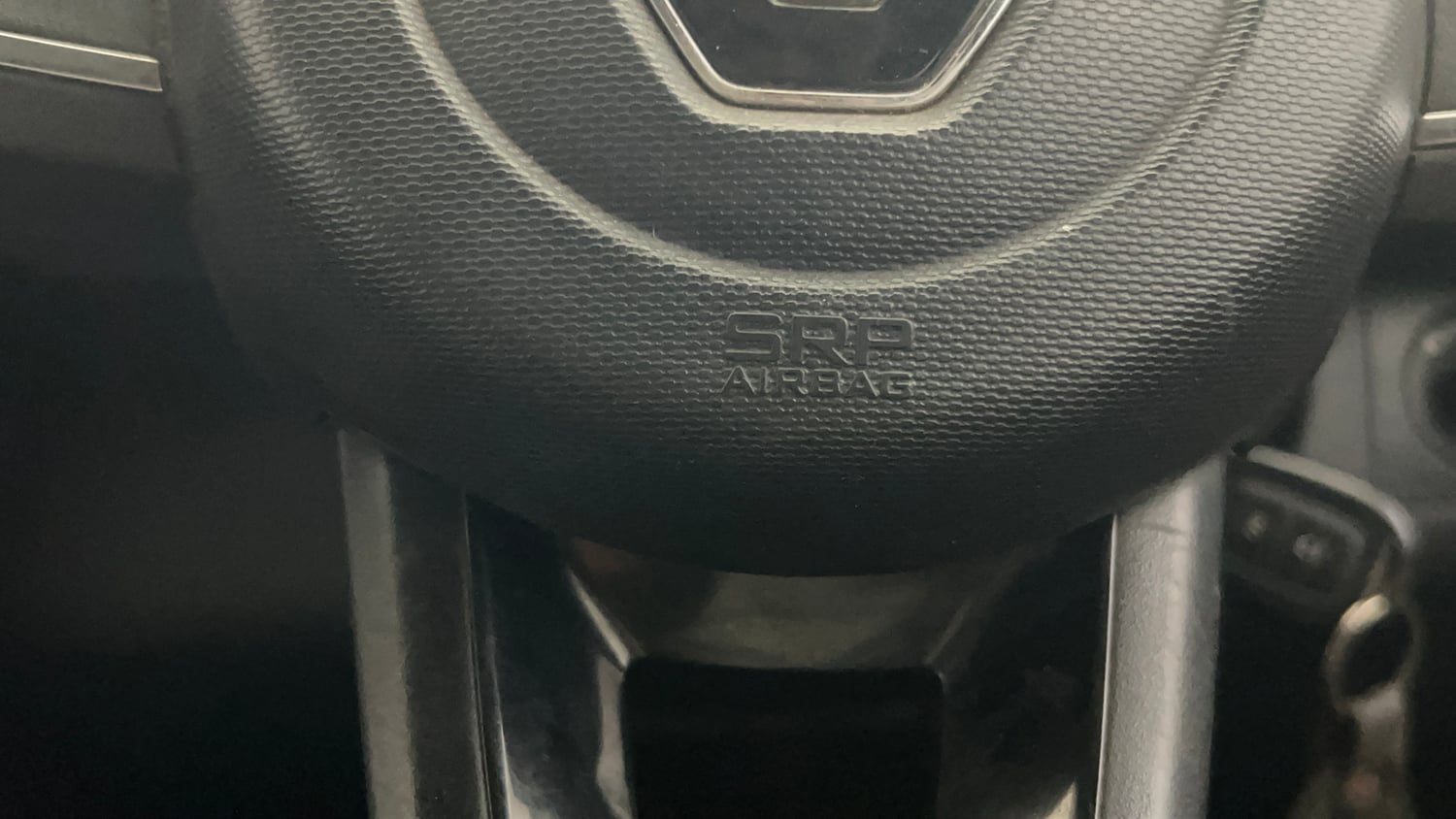 Used 2022 Renault Kwid RXT 1.0 (O) Petrol Manual top_features Airbags