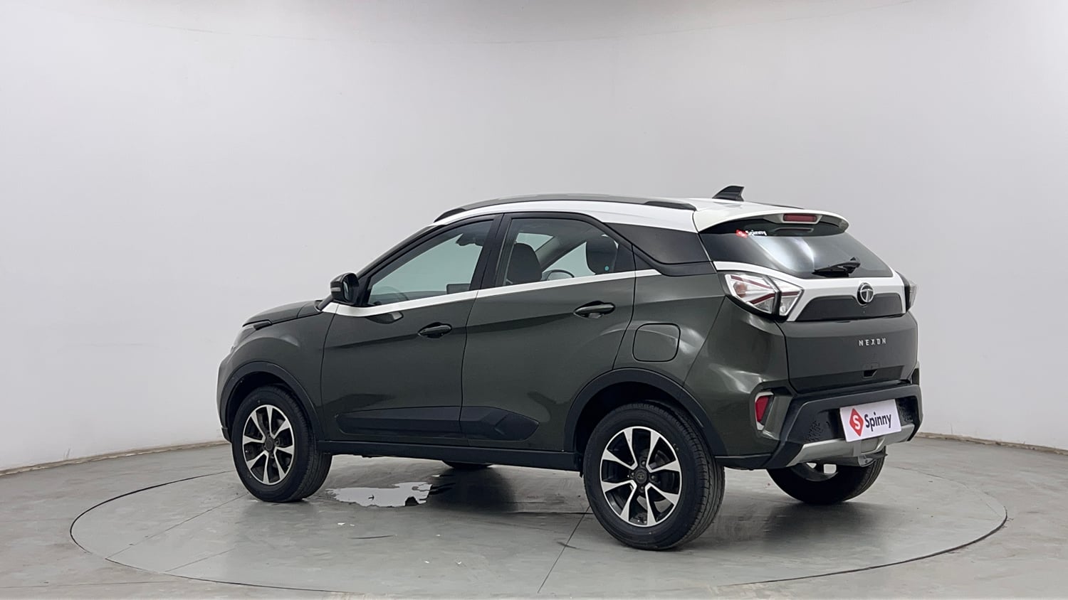 Used 2020 Tata Nexon XZ Plus (O) Dual Tone Petrol Manual exterior LEFT REAR CORNER VIEW