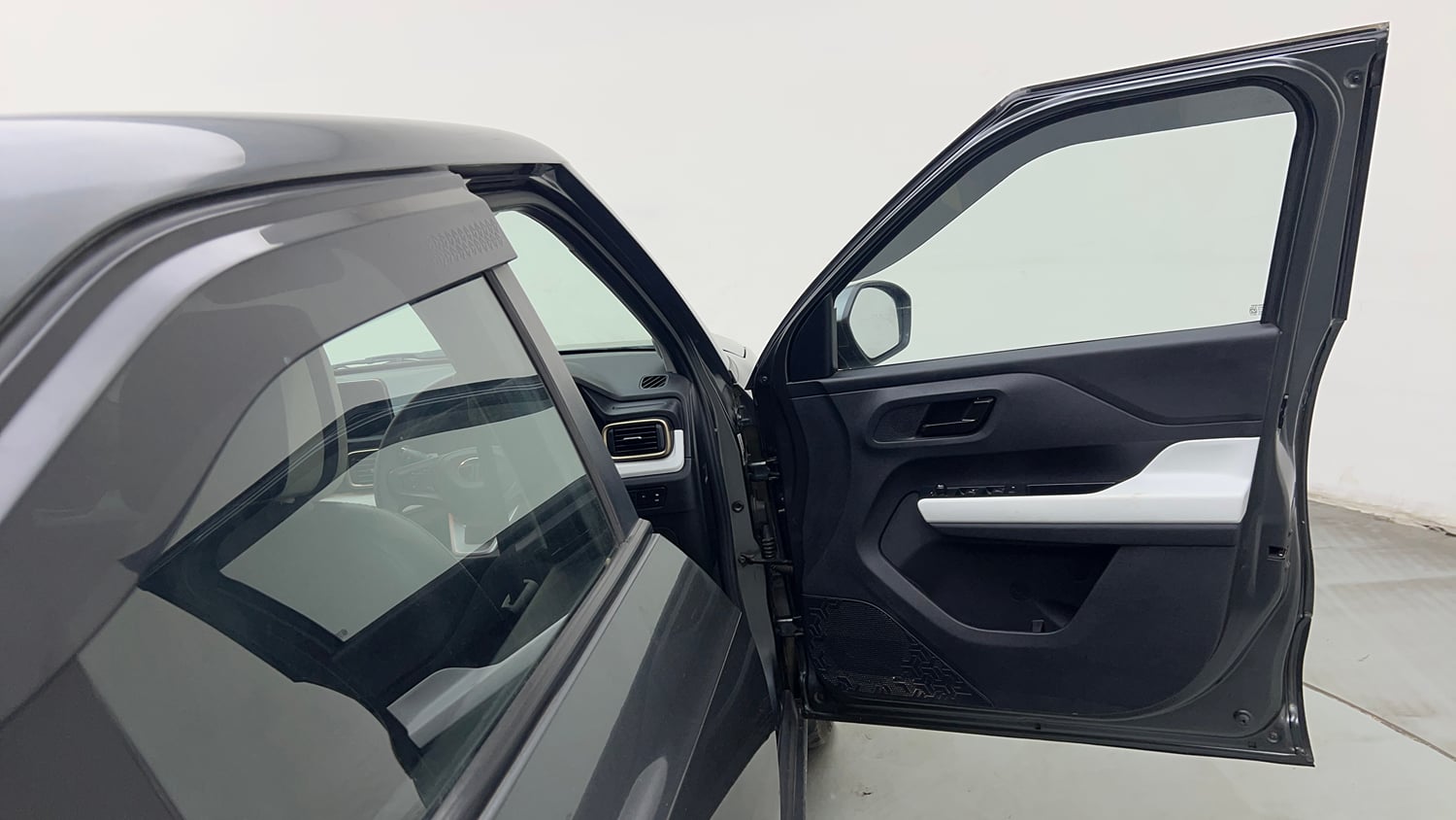Used 2024 Tata Punch Accomplished iCNG Cng Manual interior RIGHT FRONT DOOR OPEN VIEW