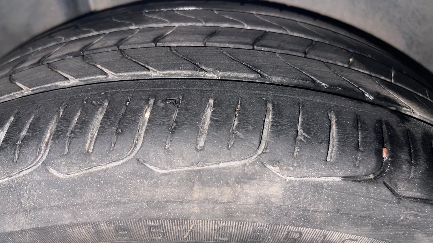 Used 2018 Maruti Suzuki Ciaz Alpha 1.3 Diesel Diesel Manual tyres RIGHT REAR TYRE TREAD VIEW