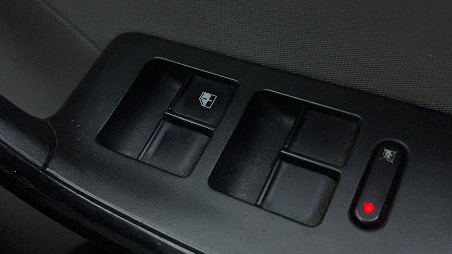 Used 2019 Tata Tiago Revotron XT Petrol Manual top_features Power windows
