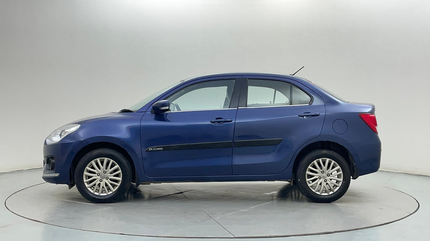 Used 2017 Maruti Suzuki Dzire ZXi AMT Petrol Automatic exterior LEFT SIDE VIEW