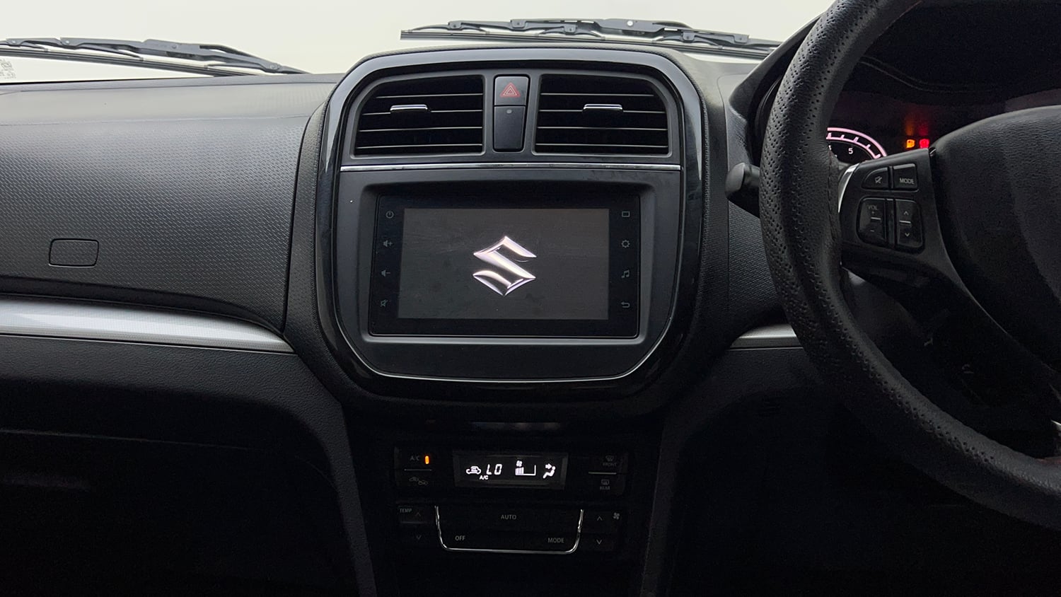 Used 2021 maruti-suzuki Vitara Brezza ZXi Plus Petrol Manual interior MUSIC SYSTEM & AC CONTROL VIEW