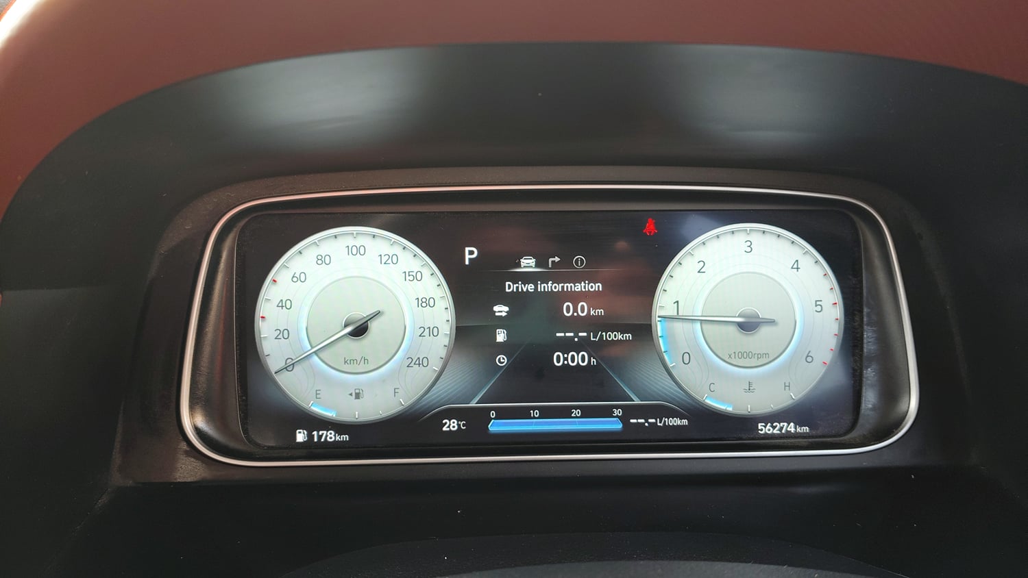 Used 2022 Hyundai Alcazar Signature (O) 6 STR 1.5 Diesel AT Diesel Automatic interior CLUSTERMETER VIEW