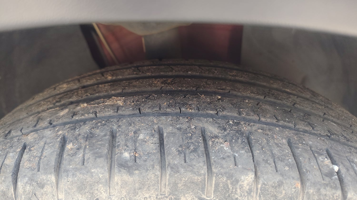 Used 2022 Skoda Kushaq Active 1.0 TSI MT Petrol Manual tyres RIGHT FRONT TYRE TREAD VIEW
