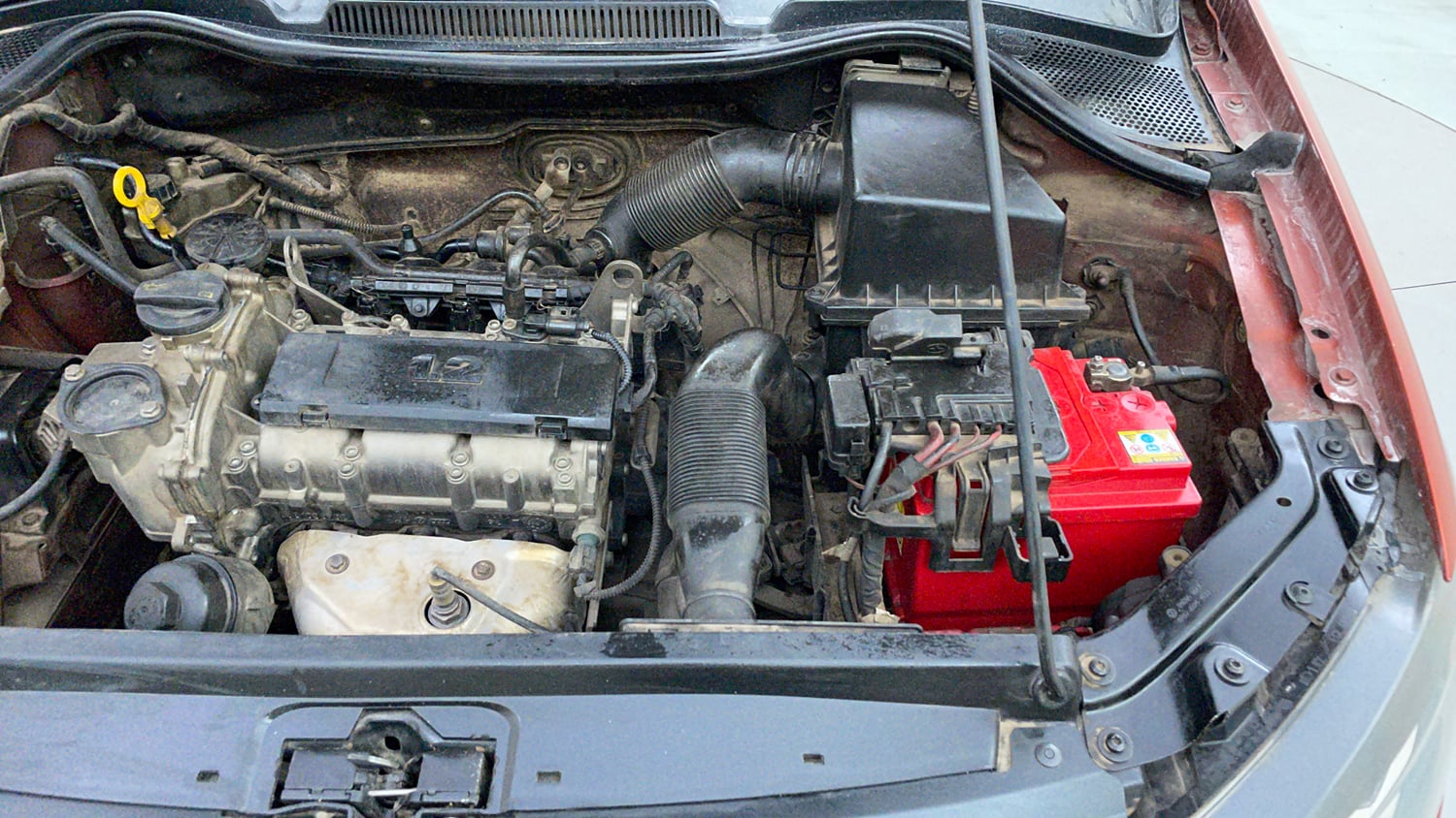 Used 2014 Volkswagen Polo Comfortline 1.2L (P) Petrol Manual engine ENGINE LEFT SIDE VIEW