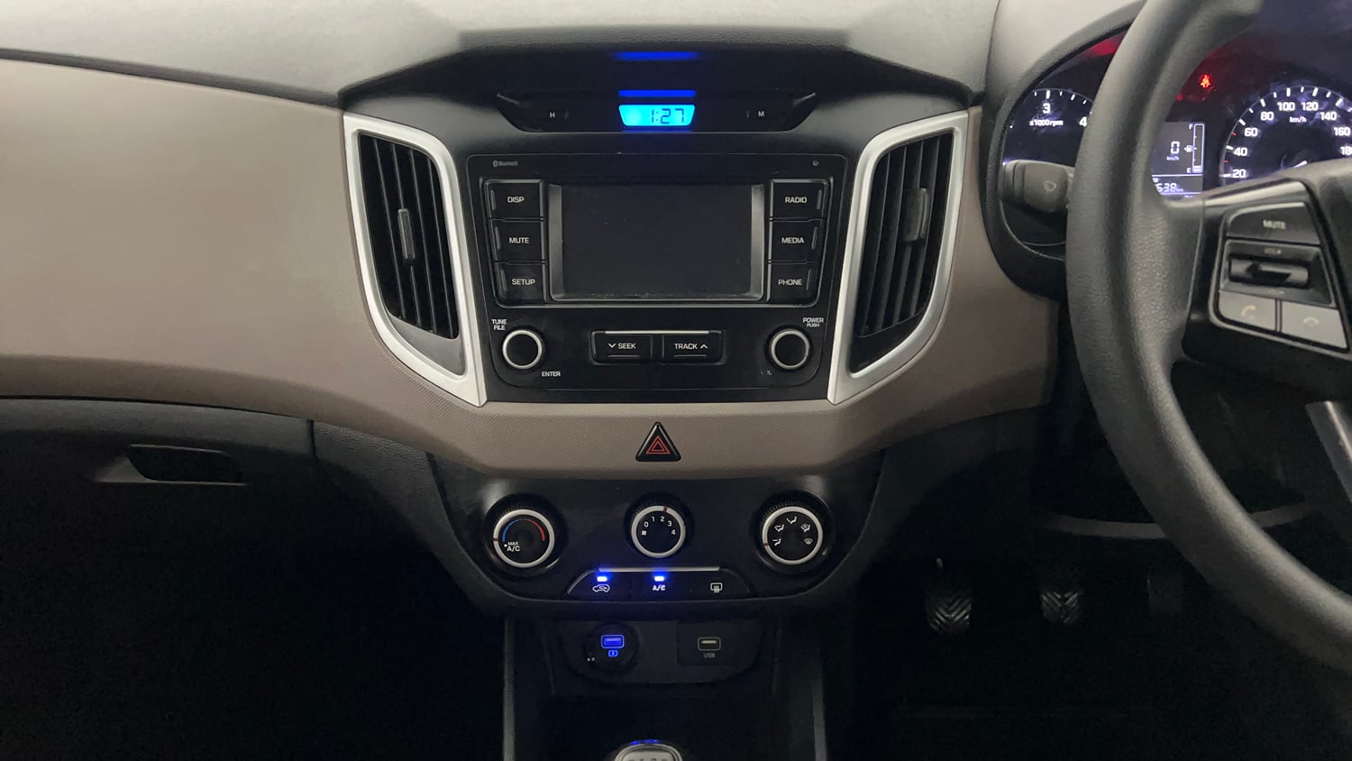 Used 2019 Hyundai Creta S 1.4 CRDi Diesel Manual interior MUSIC SYSTEM & AC CONTROL VIEW