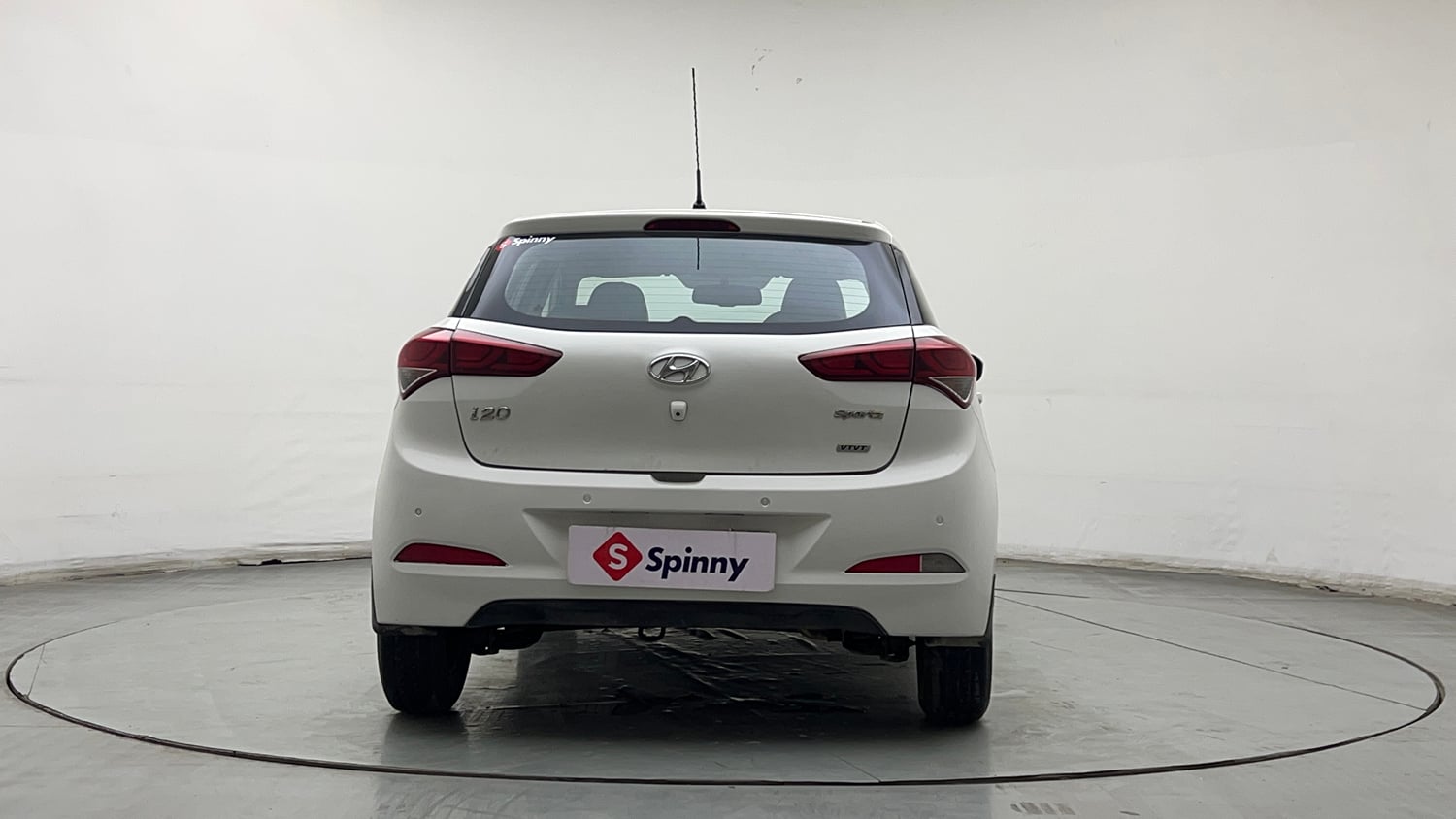 Used 2016 Hyundai Elite i20 Sportz 1.2 Petrol Manual exterior BACK VIEW
