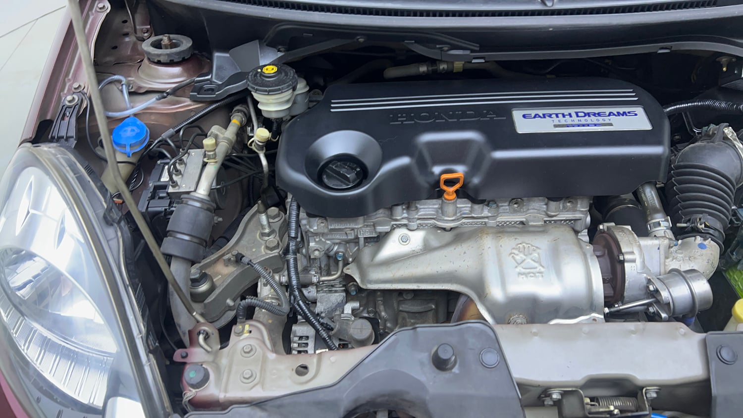Used 2018 Honda Amaze 1.5 SX i-DTEC Diesel Manual engine ENGINE RIGHT SIDE VIEW