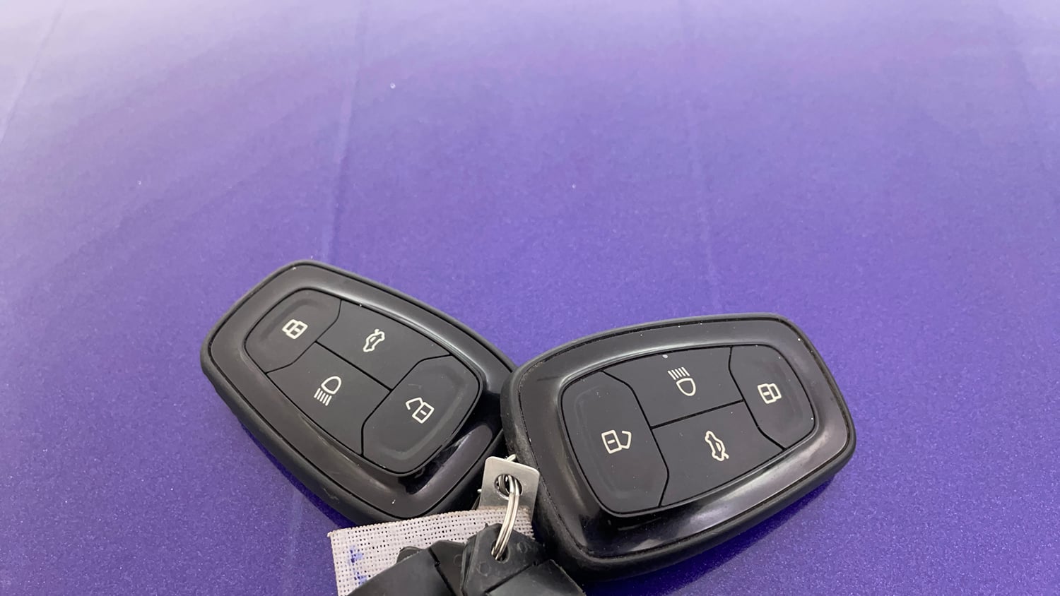 Used 2024 Tata Nexon Fearless Plus S Purple 1.2 Revotron Petrol 7DCA Dual Tone Petrol Automatic extra CAR KEY VIEW