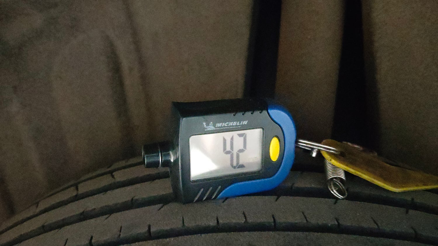 Used 2023 Maruti Suzuki Baleno Alpha AGS Petrol Automatic tyres LEFT REAR TYRE TREAD VIEW