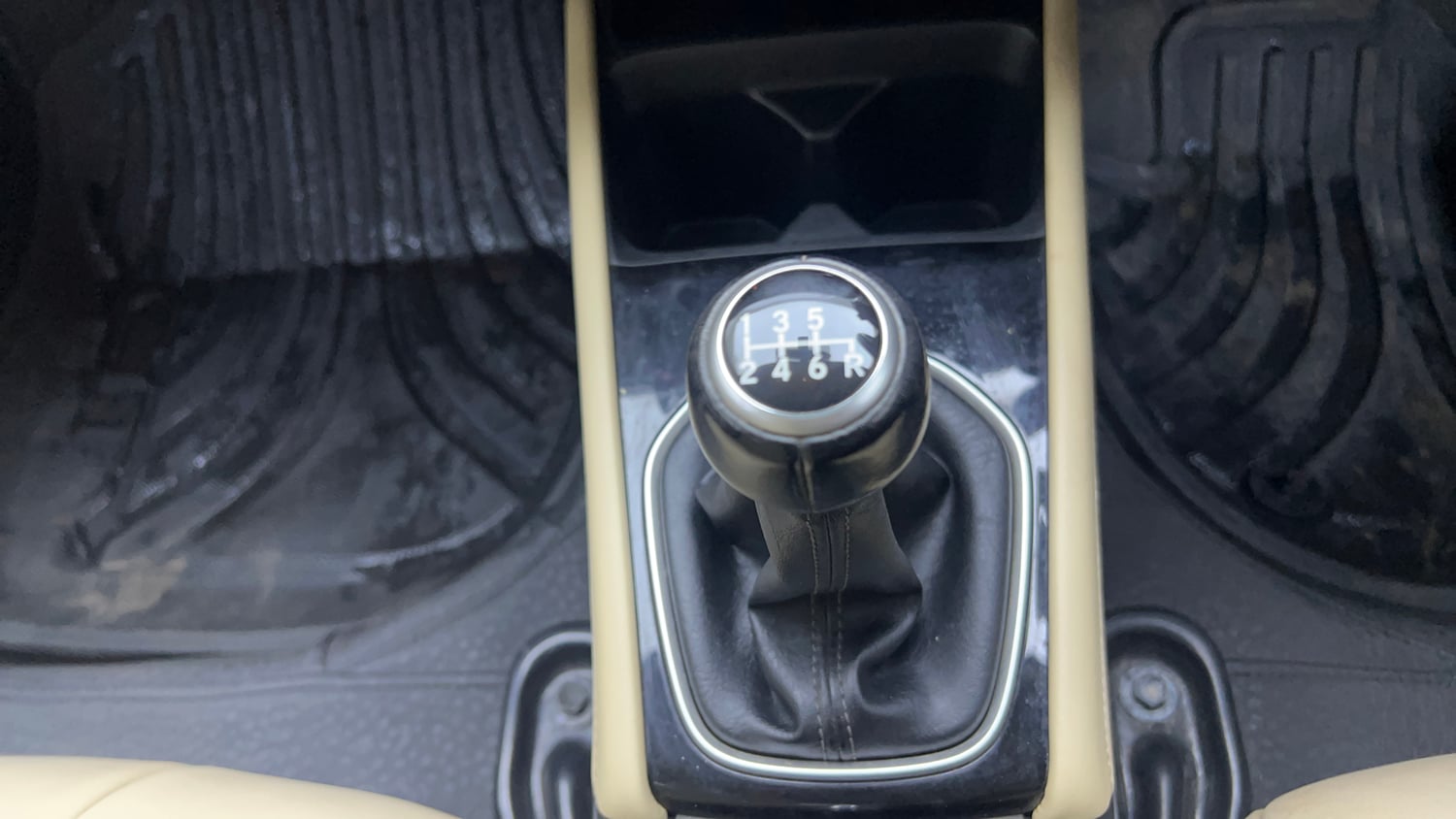 Used 2021 Honda City ZX Petrol Petrol Manual interior GEAR  KNOB VIEW
