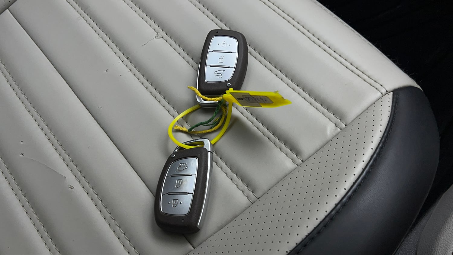 Used 2022 Hyundai Venue SX 1.2 Petrol Petrol Manual extra CAR KEY VIEW