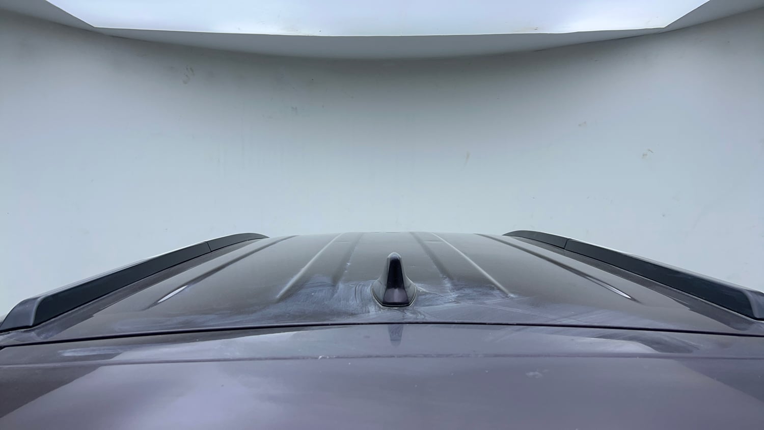 Used 2016 Toyota Innova Crysta 2.4 G 7 STR Diesel Manual exterior EXTERIOR ROOF VIEW