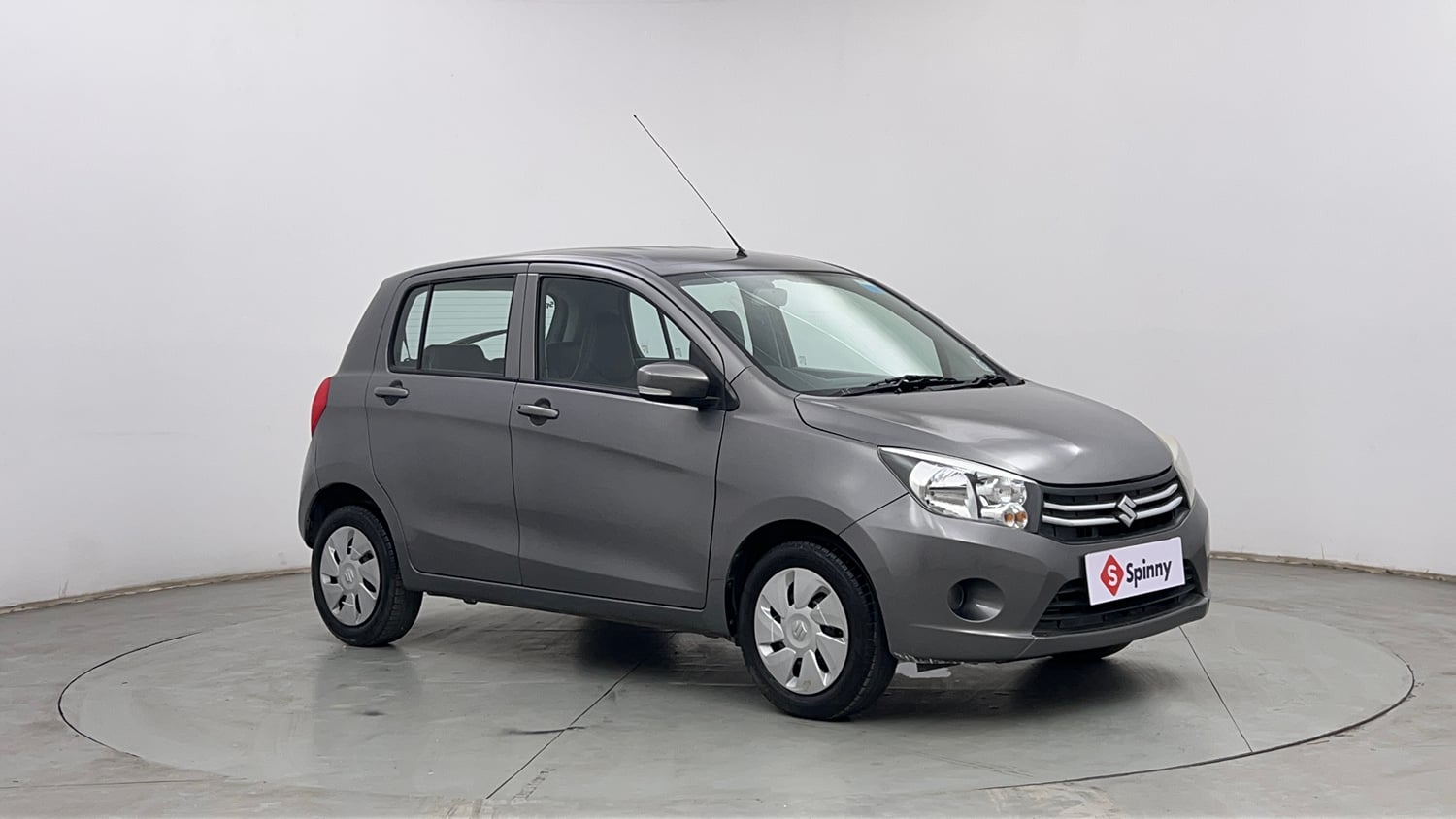 Used 2016 Maruti Suzuki Celerio ZXi AMT Petrol Automatic exterior RIGHT FRONT CORNER VIEW