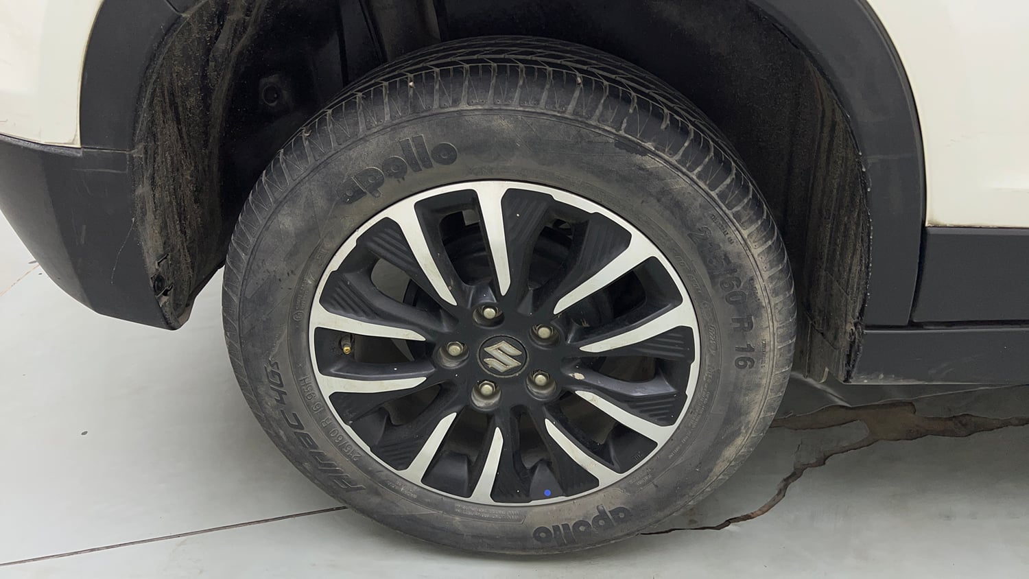 Used 2021 maruti-suzuki Vitara Brezza ZXi Plus Petrol Manual tyres RIGHT REAR TYRE RIM VIEW