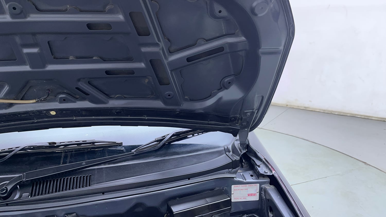Used 2022 Maruti Suzuki Alto 800 Vxi Plus Petrol Manual engine ENGINE LEFT SIDE HINGE & APRON VIEW