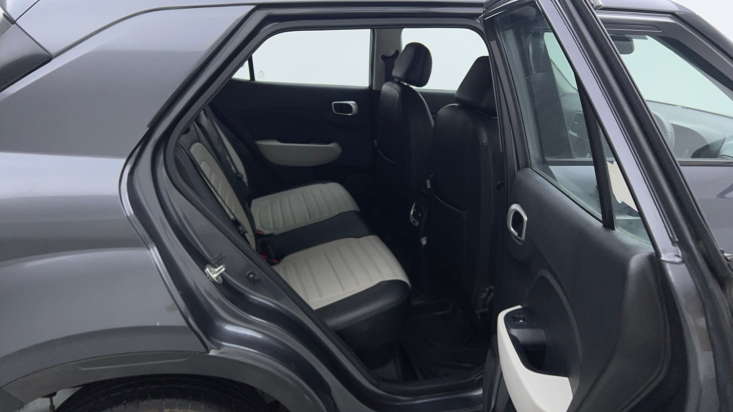 Used 2022 Hyundai Venue SX 1.2 Petrol Petrol Manual interior RIGHT SIDE REAR DOOR CABIN VIEW