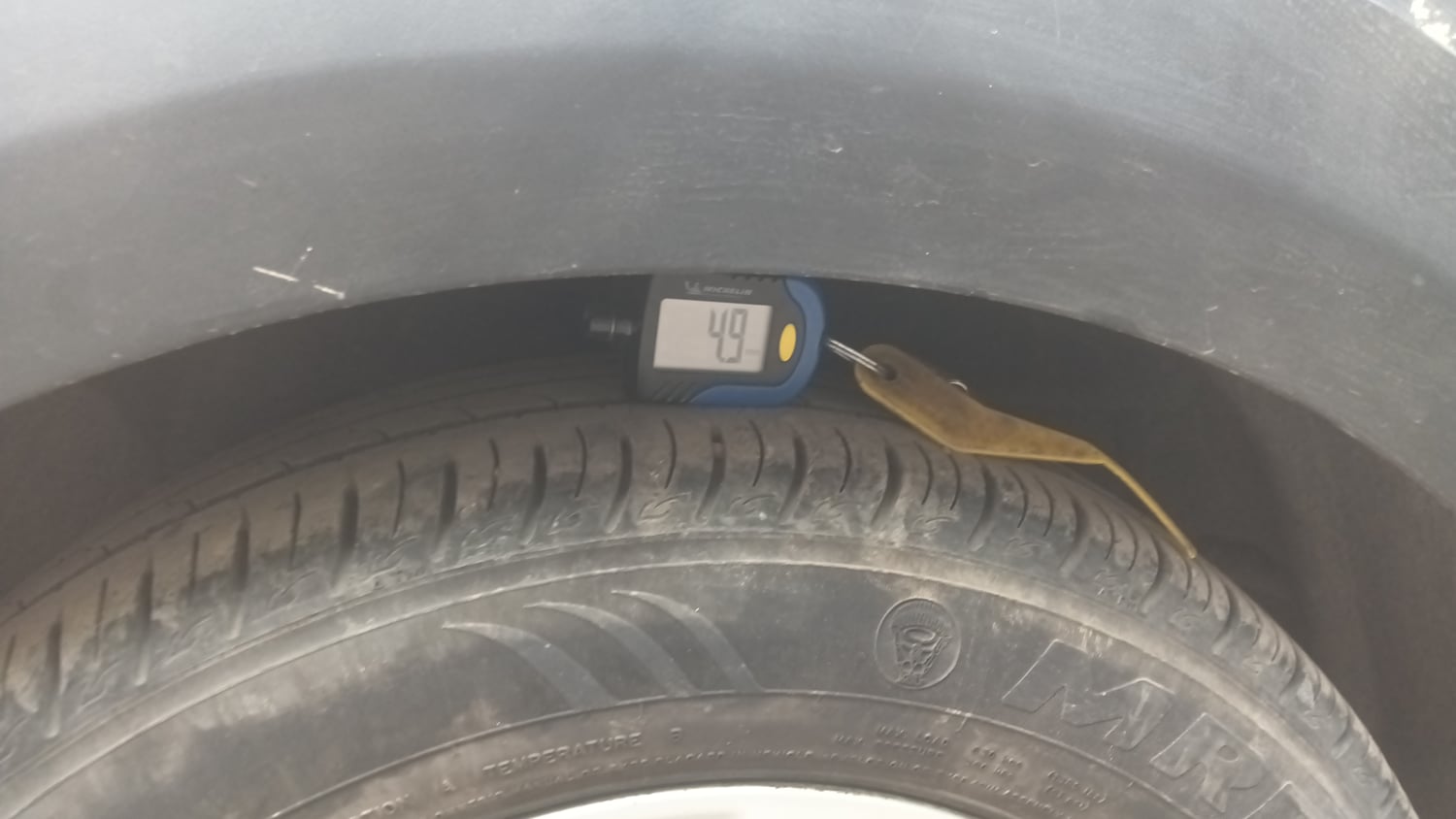 Used 2020 Ford EcoSport Titanium 1.5L TDCi Diesel Manual tyres LEFT FRONT TYRE TREAD VIEW
