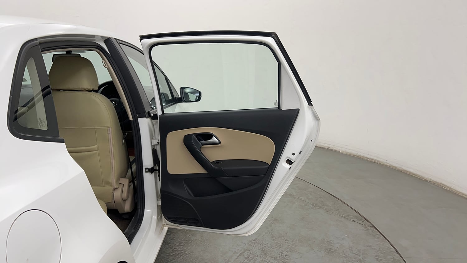 Used 2016 Volkswagen Ameo Comfortline 1.2L (P) Petrol Manual interior RIGHT REAR DOOR OPEN VIEW