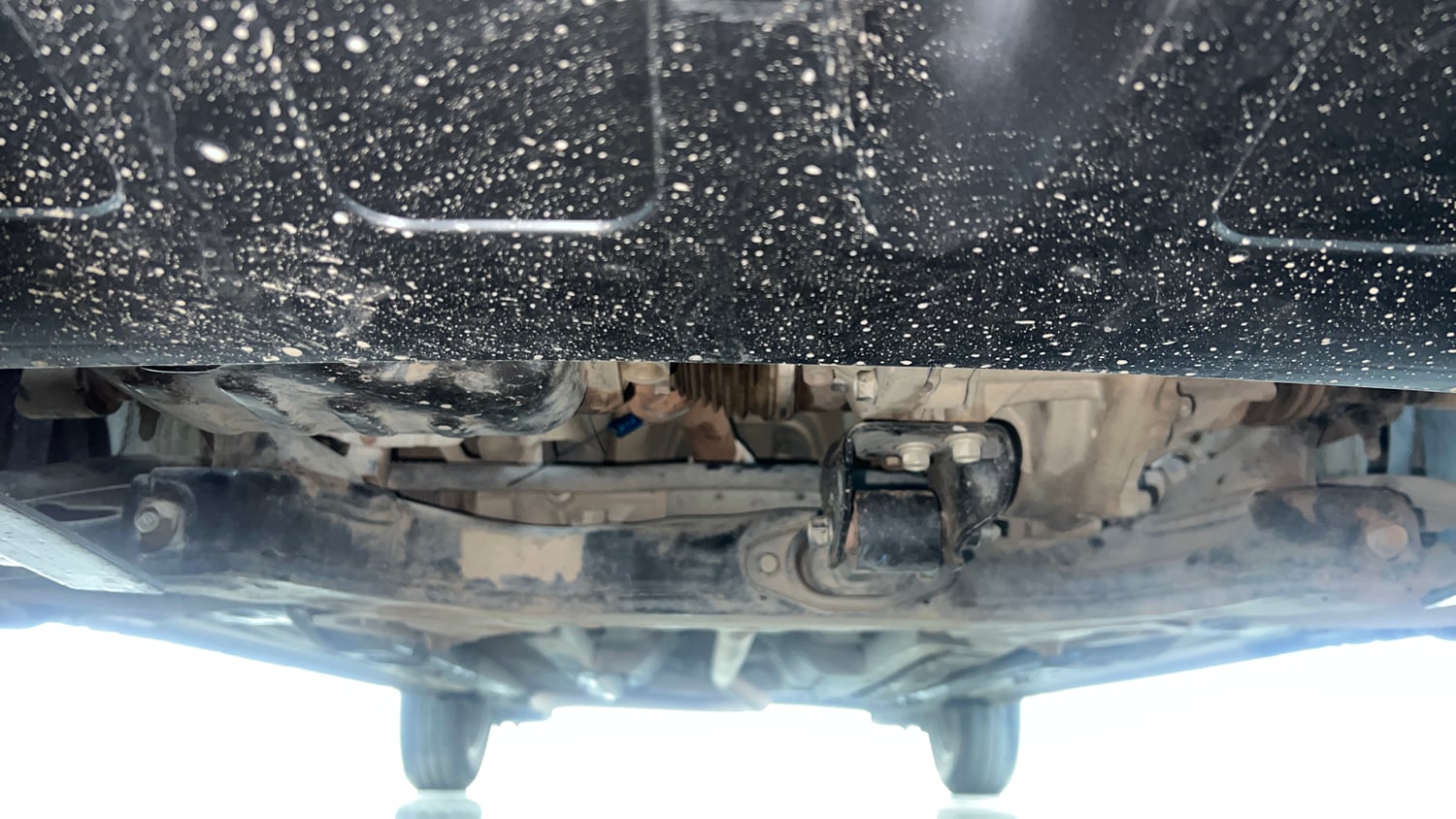 Used 2019 Hyundai Elite i20 Sportz Plus 1.2 Petrol Manual extra FRONT LEFT UNDERBODY VIEW