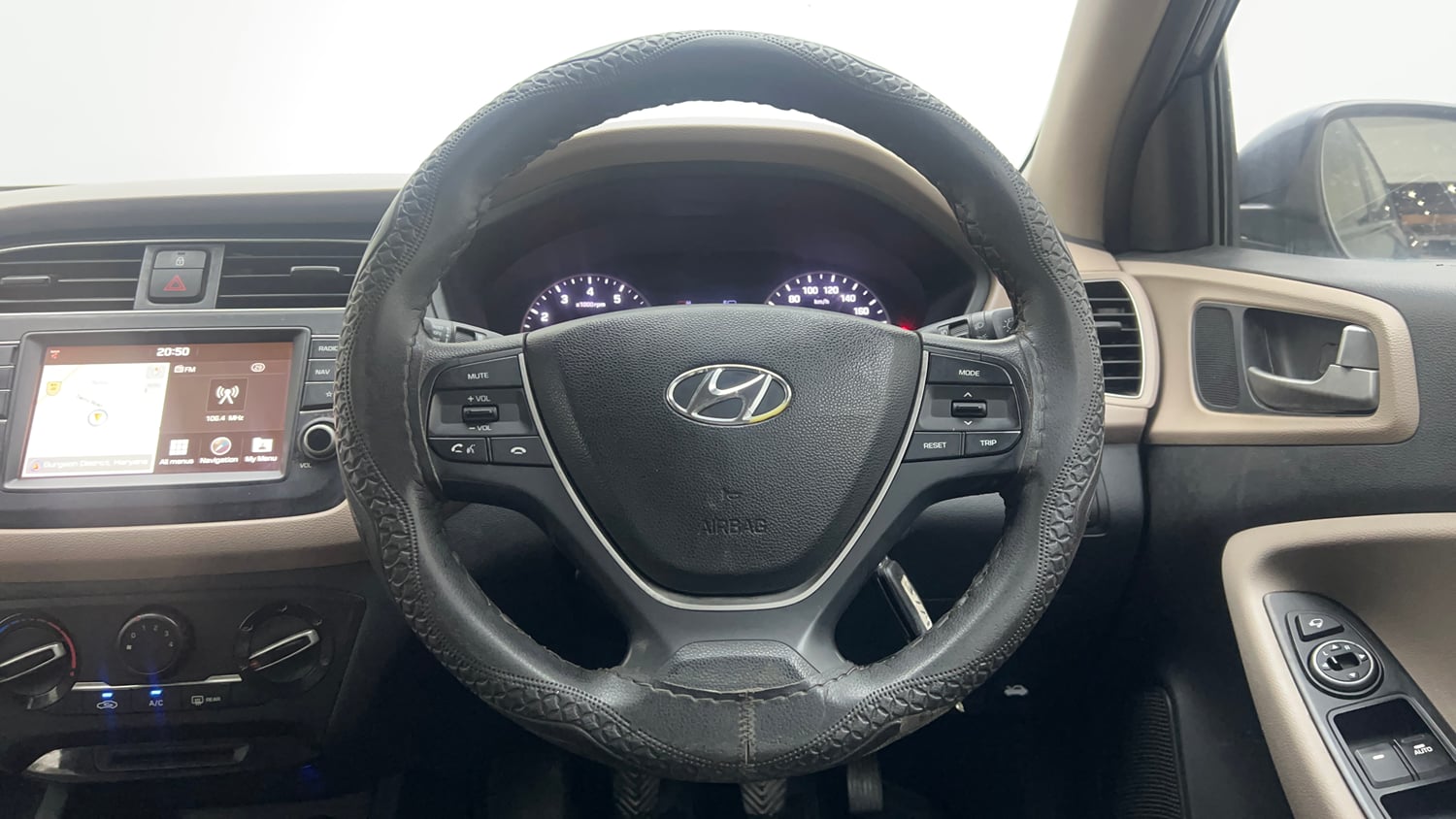 Used 2019 Hyundai Elite i20 Sportz Plus 1.2 Petrol Manual interior STEERING VIEW