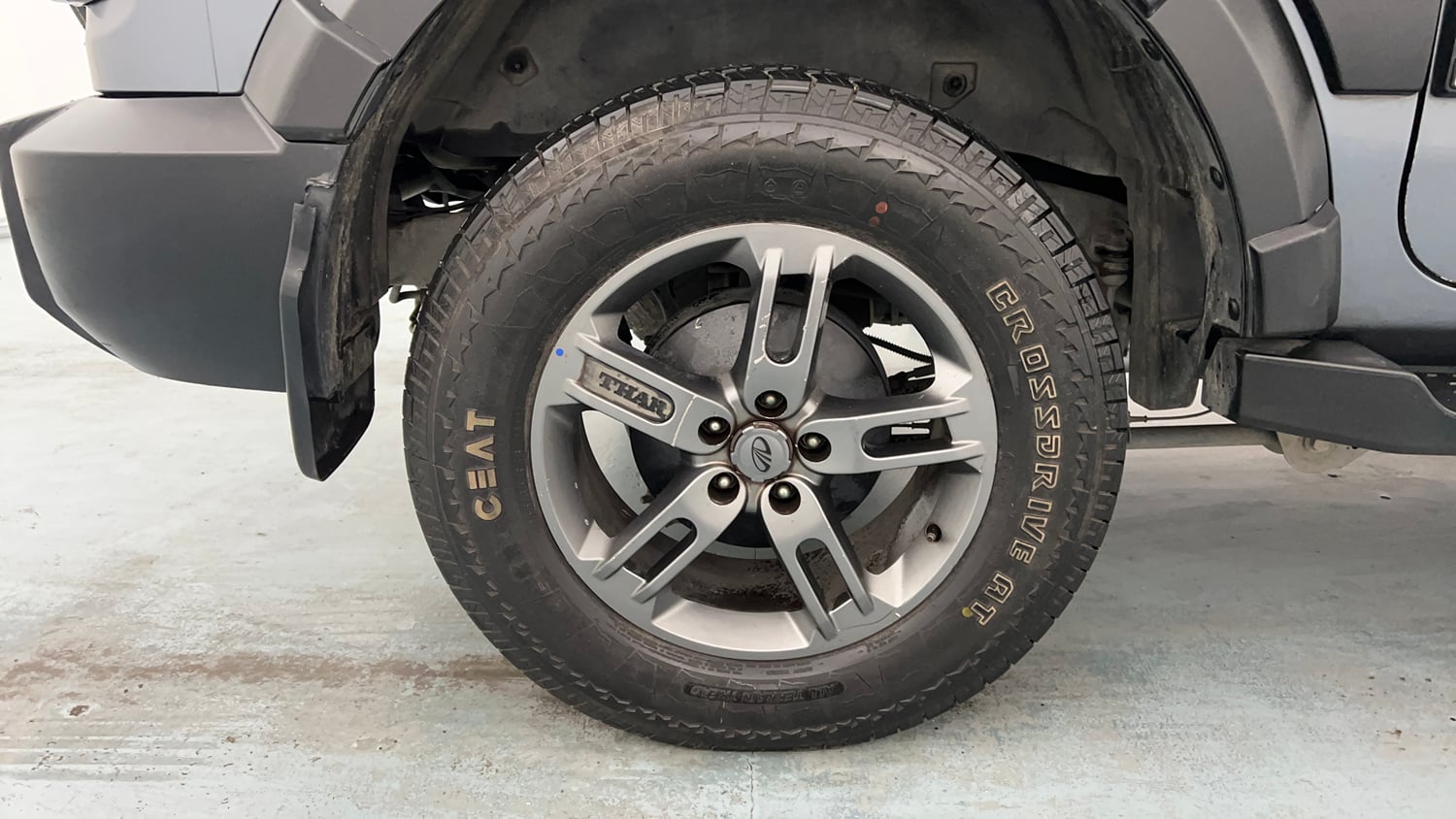 Used 2021 mahindra Thar LX Hard Top Petrol AT 4WD Petrol Automatic tyres RIGHT REAR TYRE RIM VIEW