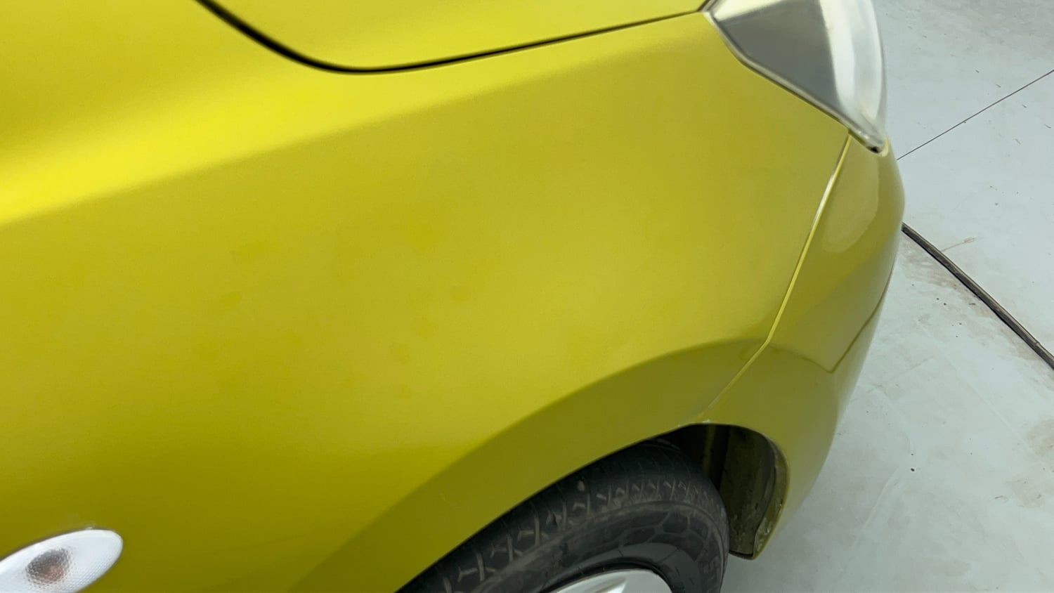 Used 2014 Maruti Suzuki Celerio VXi AMT Petrol Automatic dents MINOR DENT
